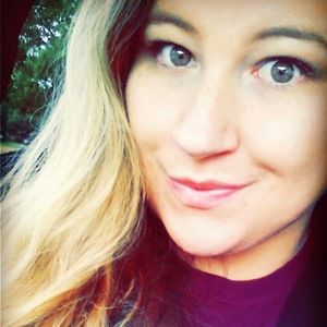 Meet your Posher, Pamela